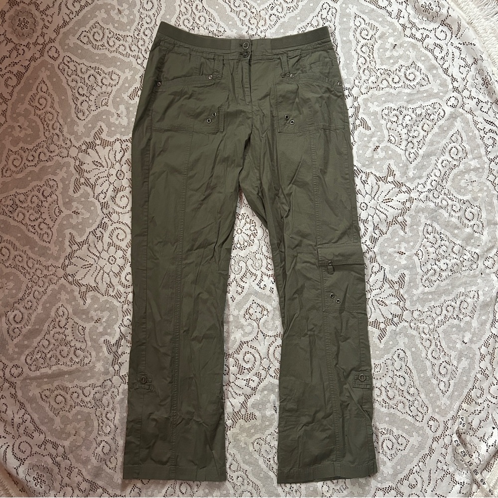 Army Geeen Chicos Cargo/ Capri Pants